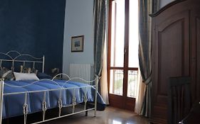Villa Del Poeta